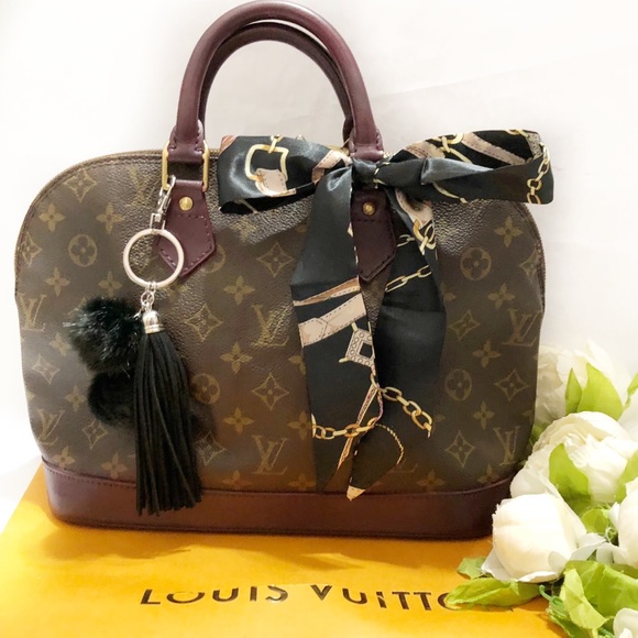 Louis Vuitton Handbags - Louis Vuitton Alma handbag